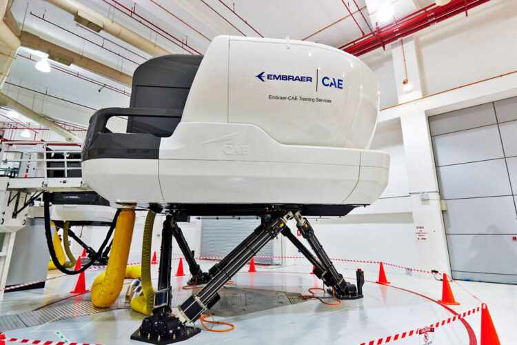 O simulador CAE7000XR