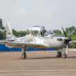 O Super Tucano PT-ZTU na Base Aérea de Accra