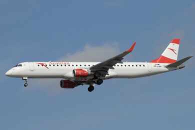 Austrian Airlines “põe de molho” seus Embraer E195 e antecipa o Boeing 787