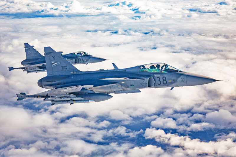 Caças Gripen C da Força Aérea da Hungria