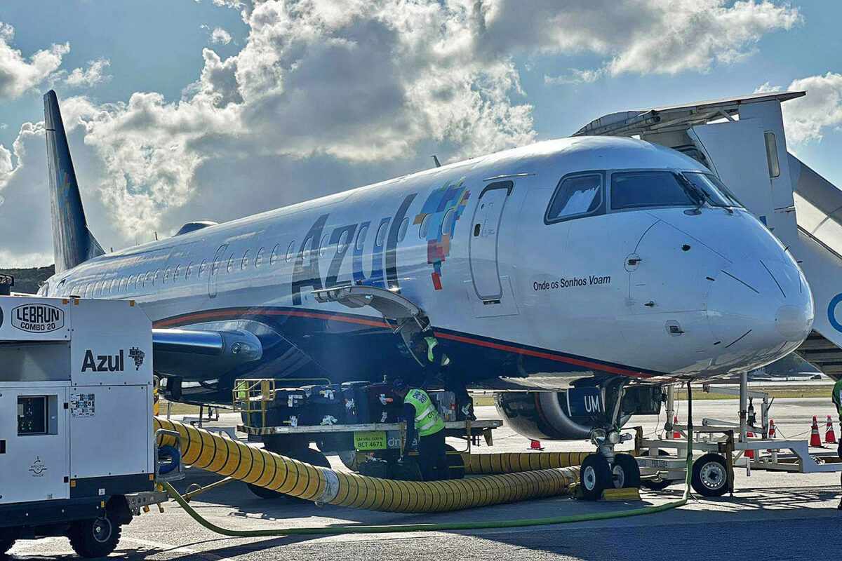 Jato da Embraer: Azul evita uso da APU em solo