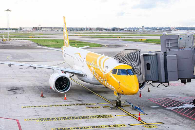 O primeiro voo comercial do E190-E2 da Scoot ocorreu em 7 de maio