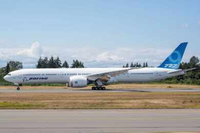 Aeronave poderá levar 426 passageiros em duas classes
