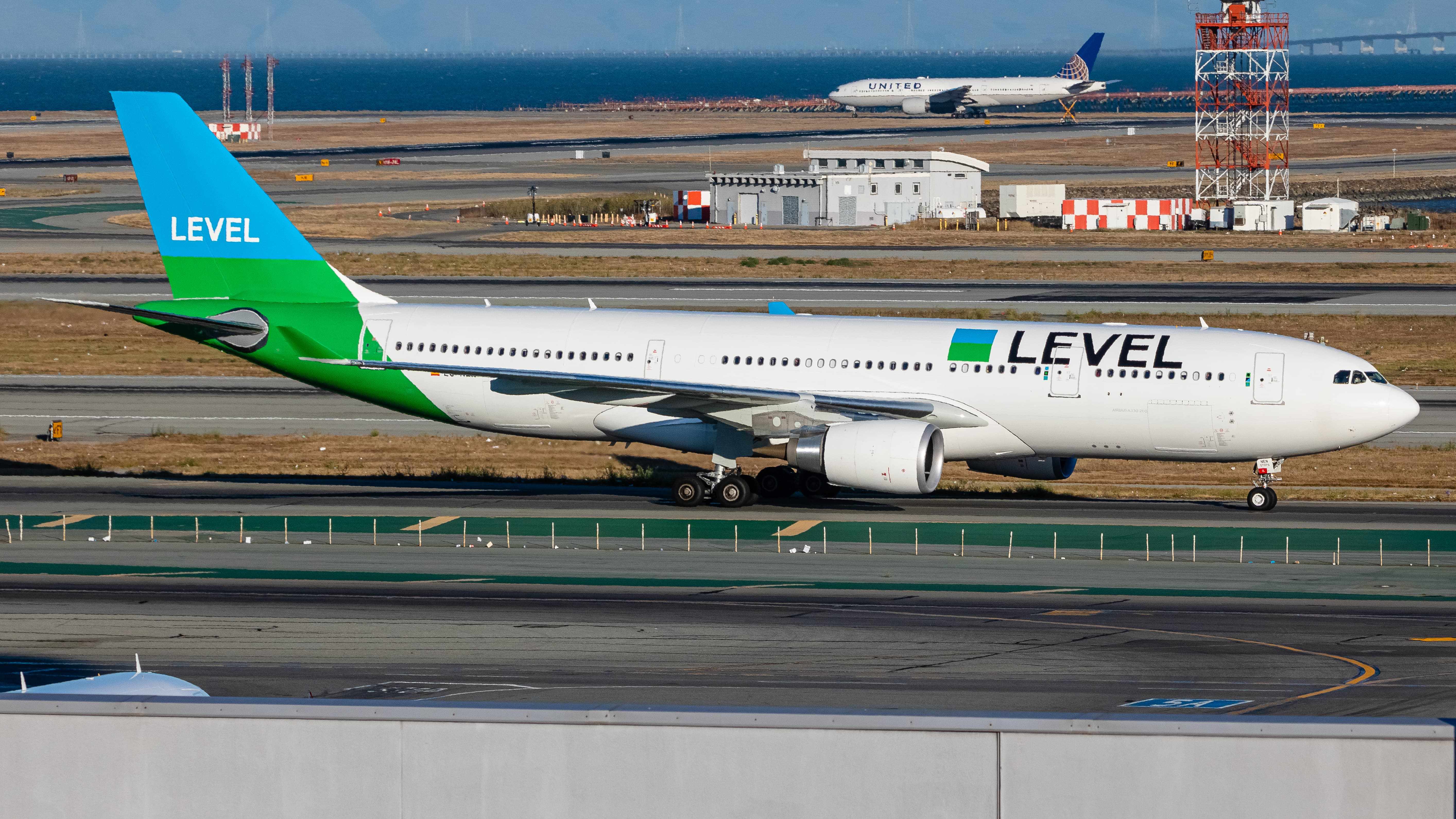 Level_A330_@SFO