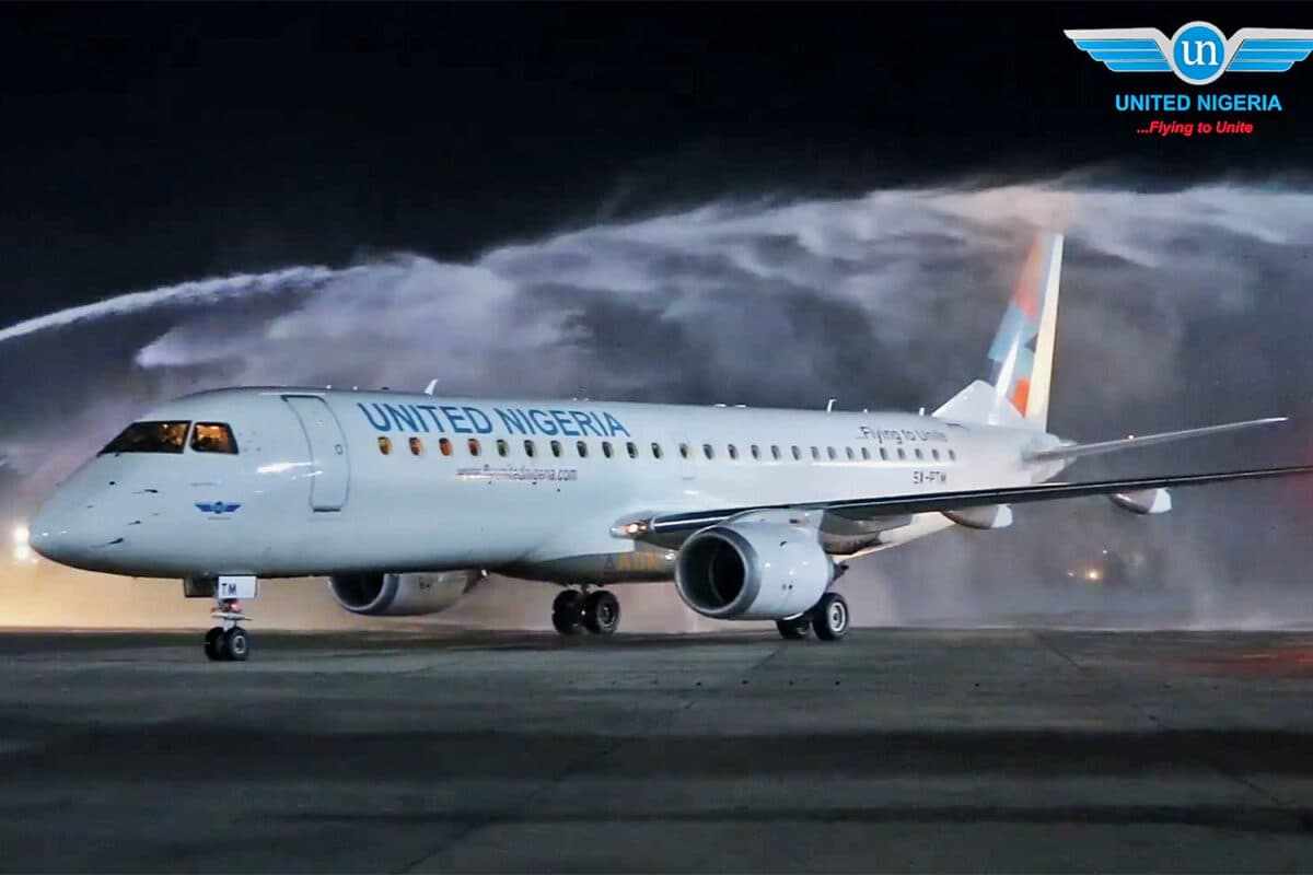 Cliente da Embraer na Nigéria recebe primeiro Embraer E190 - Airway