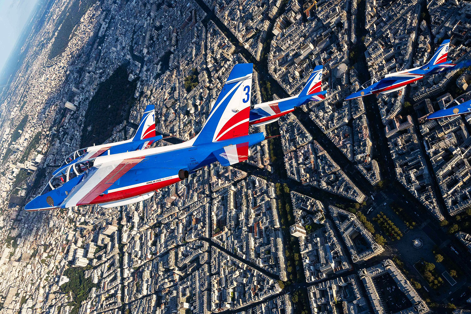 Os Alpha Jets da Patrouille de France (J-B. Pasquet/Airmée de L'Air)