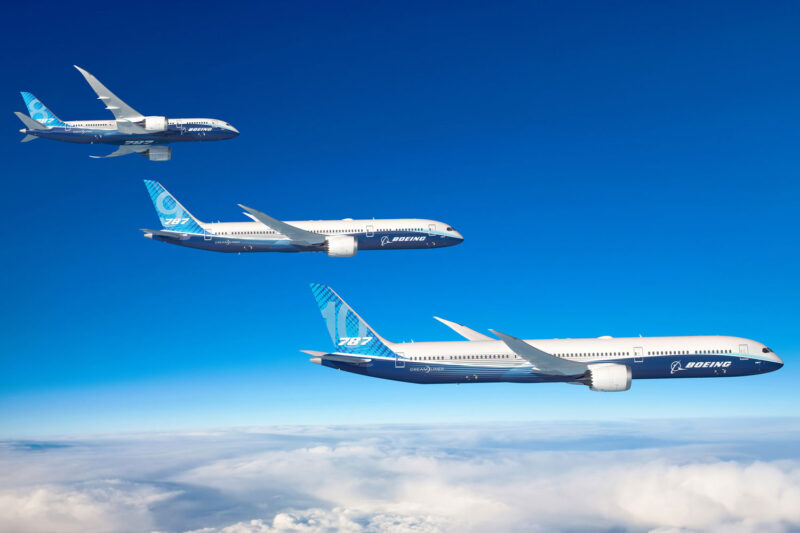 A família 787 Dreamliner compreende as versões 787-8, 787-9 e 787-10