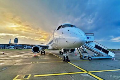 O segundo E195 da Air Serbia
