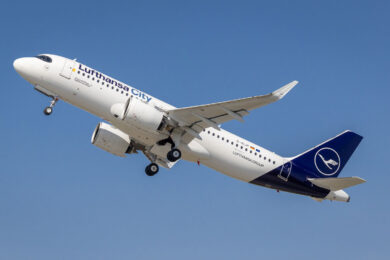Primeiro A320neo novo da Lufthansa City
