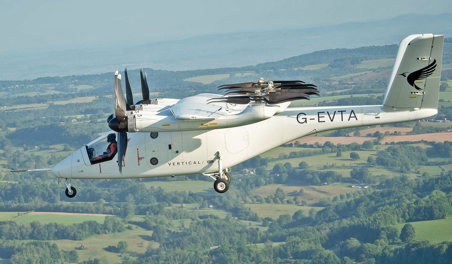 O VX4 voou como um avião em espaço aéreo aberto pela primeira vez