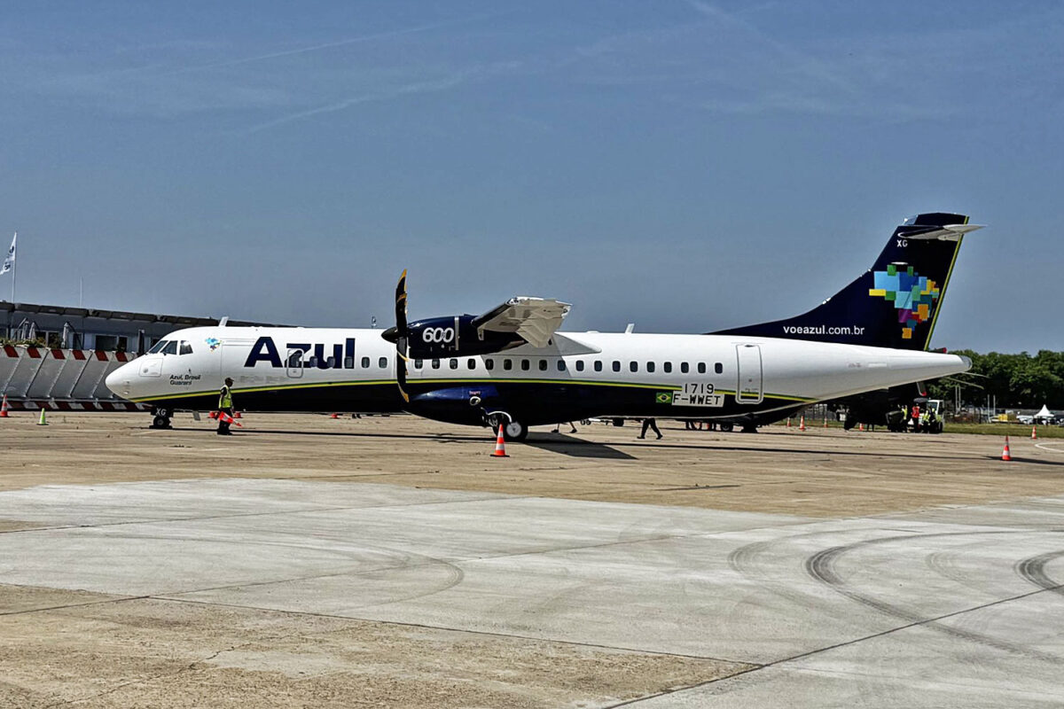 Novo ATR 72 da Azul que está em exposição em Le Bourget