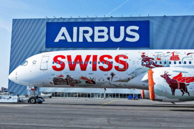 Swiss revela seu primeiro A350 todo adesivado