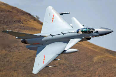 Um caça J-10 da Força Aérea da China