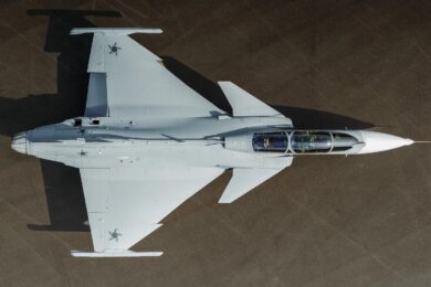 Primeiro Gripen F