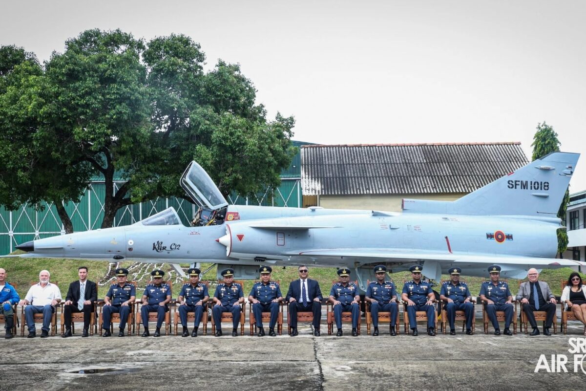 Primeiro IAI Kfir atualizado do Sri Lanka