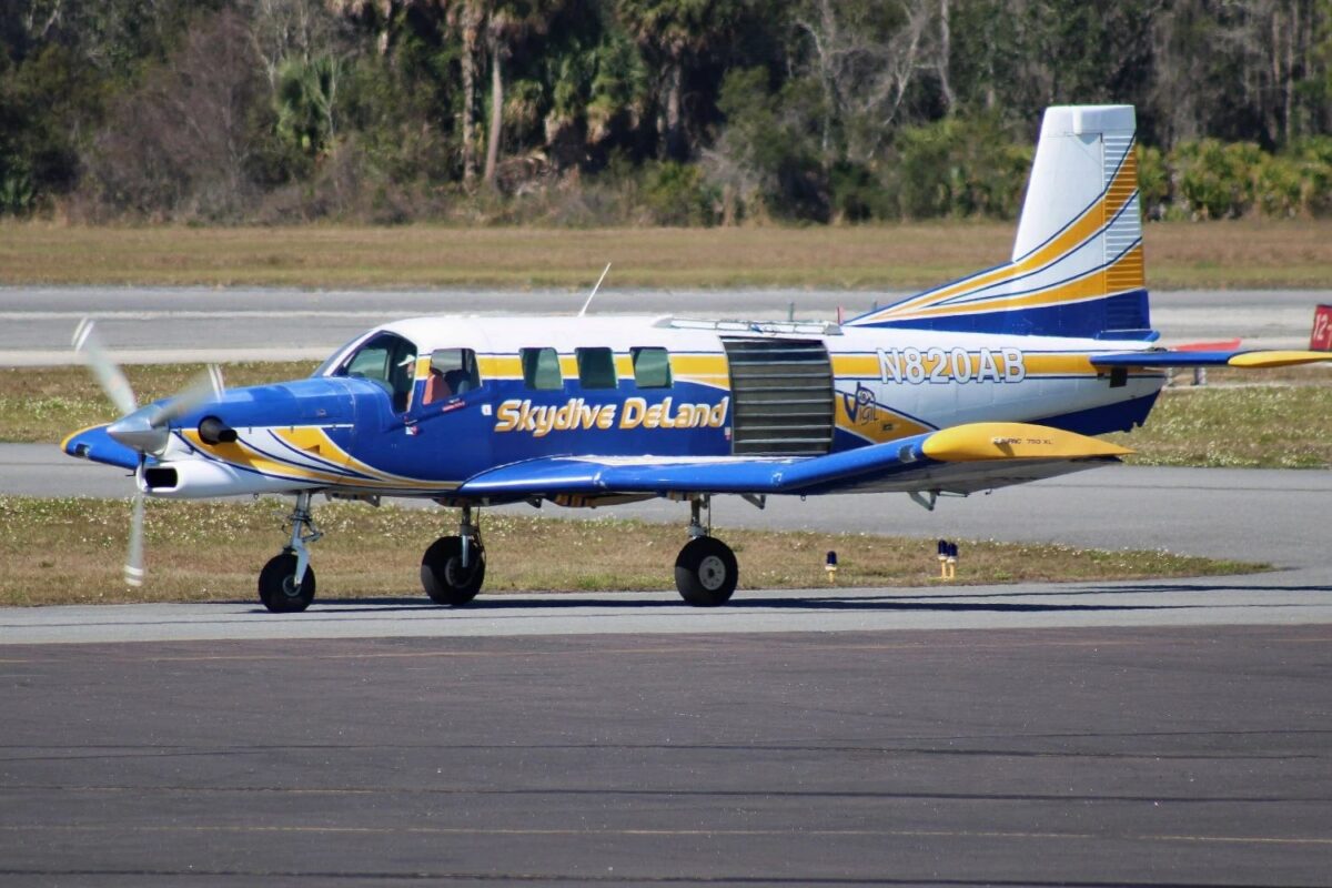 PA 750XL turboélice semelhante ao que caiu no Missouri